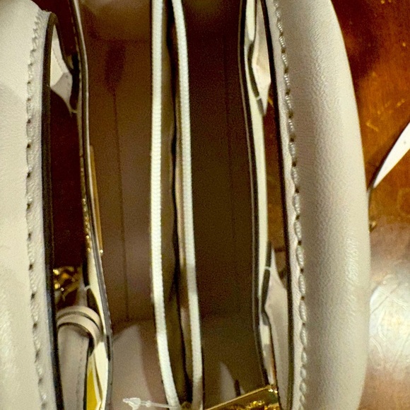 Michael Kors Maple Optic White Women Leather Satchel NWT - Picture 4 of 11